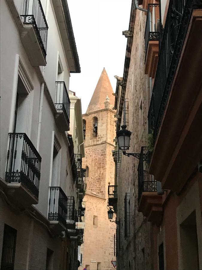 Adama Apartamento Turistico Caces Buitenkant foto