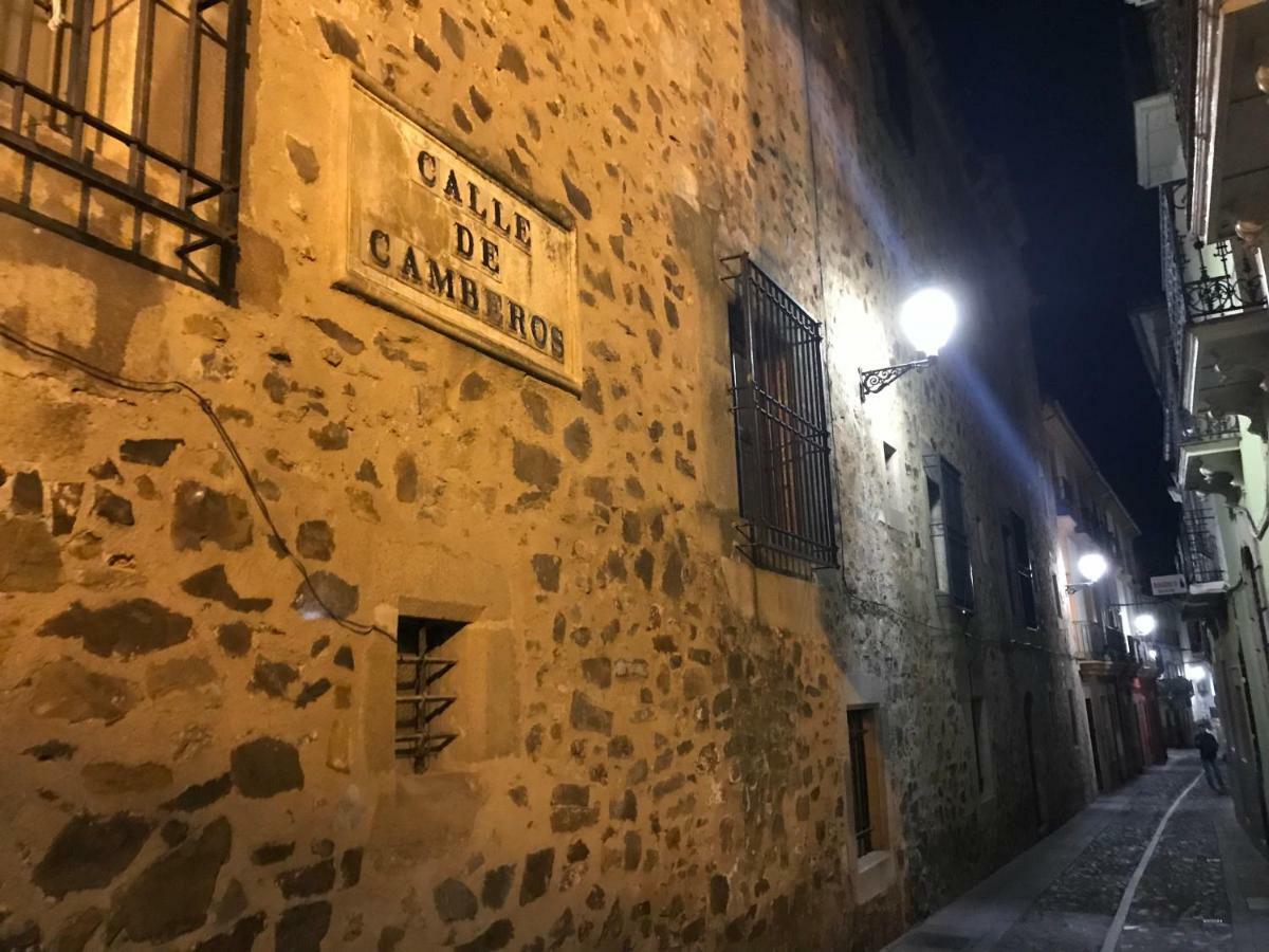 Adama Apartamento Turistico Caces Buitenkant foto
